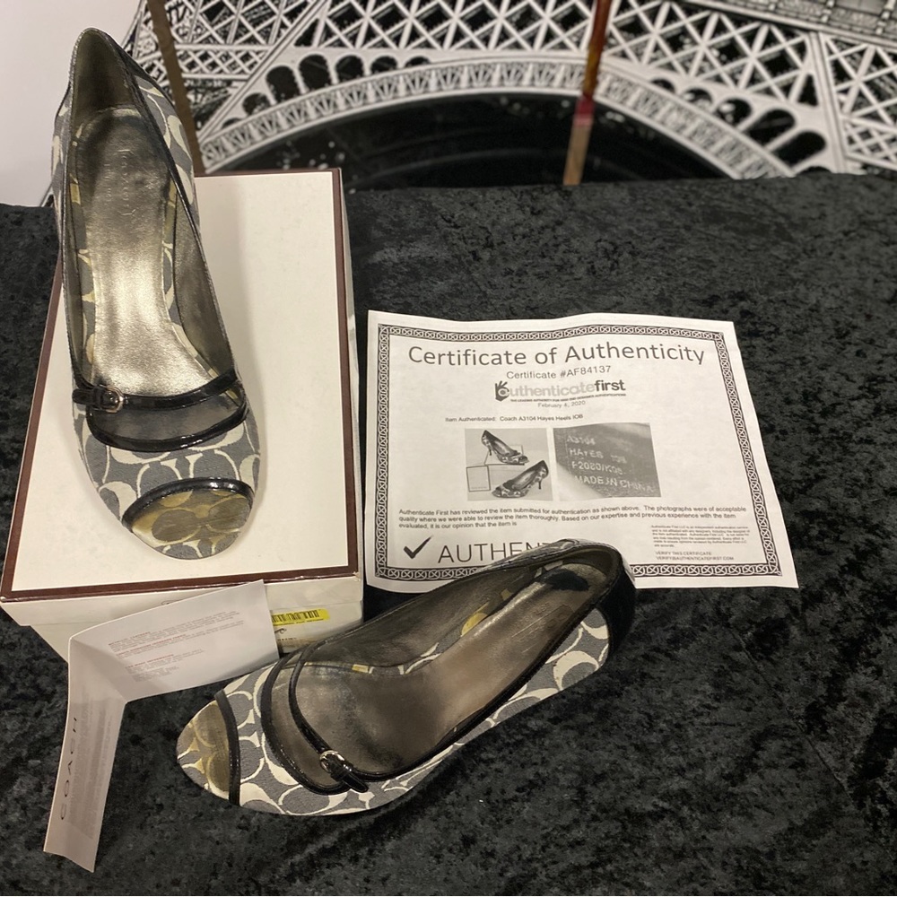 Authentic Coach Pumps Size 10
